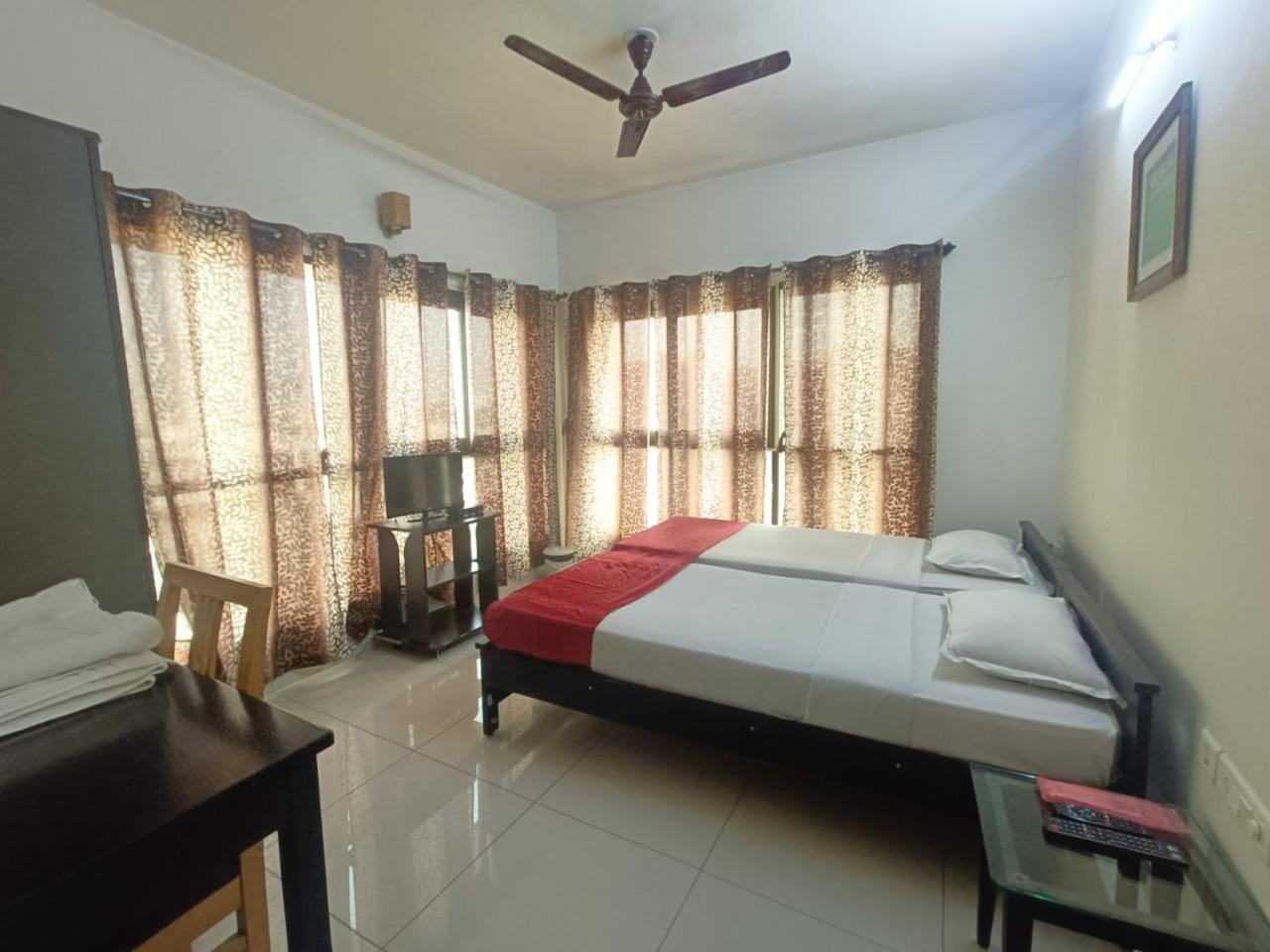 הינג'וואדי Private Rooms In Blue Ridge מראה חיצוני תמונה